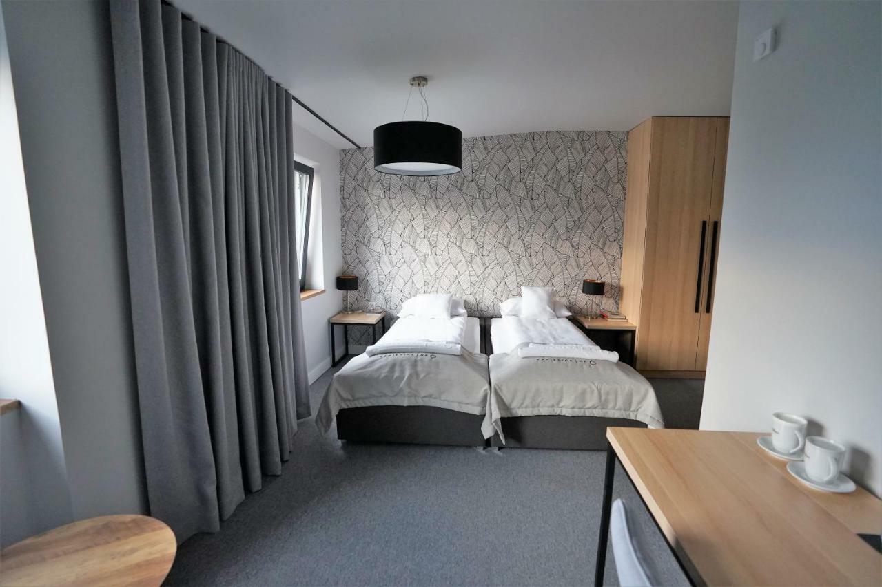 Kamienica Nr 6 *